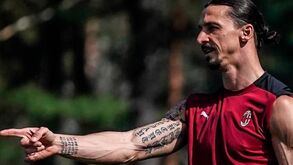 Ibrahimovic renova contrato com Milan aos 40 anos: A história do Rei Zlatan continua
