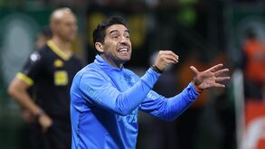 Abel Ferreira volta ao topo e deixa sérios avisos