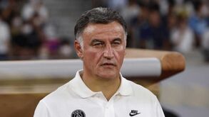 Galtier põe PSG na linha: proíbe telemóveis à mesa e manda para casa quem chega atrasado