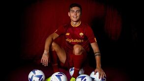 Dybala supera números de Cristiano Ronaldo e tem a camisola mais vendida num dia em Itália