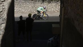 Wout van Aert bate recorde de pontos e é eleito 'super combativo' por unanimidade