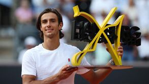 Lorenzo Musetti bate Alcaraz e alcança primeiro título ATP da carreira
