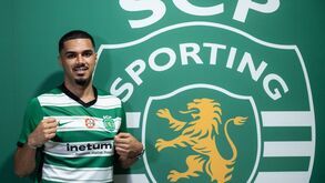 Hugo Neves renova contrato com o Sporting 