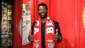 Benfica anuncia contratação de Arnaud Bingo, ex-jogador do Sporting
