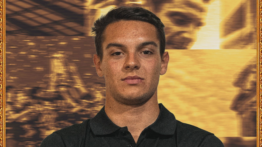 Bernardo Ferreira assinou pela Académica