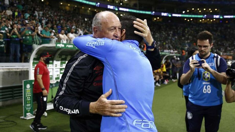 Felipão está no seleto hall de técnicos que já venceu Abel Ferreira mais de uma vez