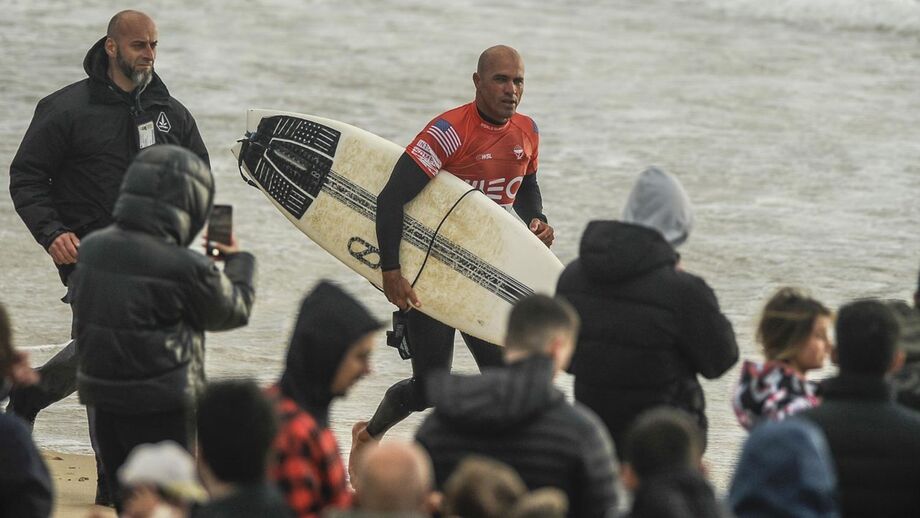 Kelly Slater de regresso em J-Bay e John John Florence de baixa