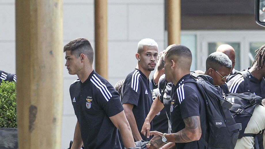 Benfica invade Inglaterra: comitiva de 65 pessoas na casa das seleções