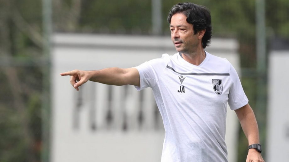 João Aroso oficial na equipa técnica de Moreno Teixeira
