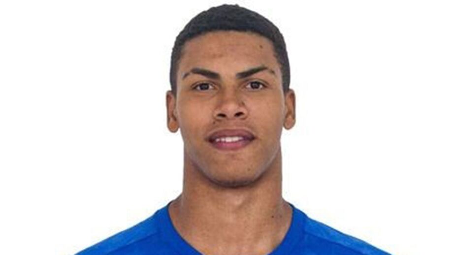 Paulo Eduardo pode chegar para a defesa do Santa Clara