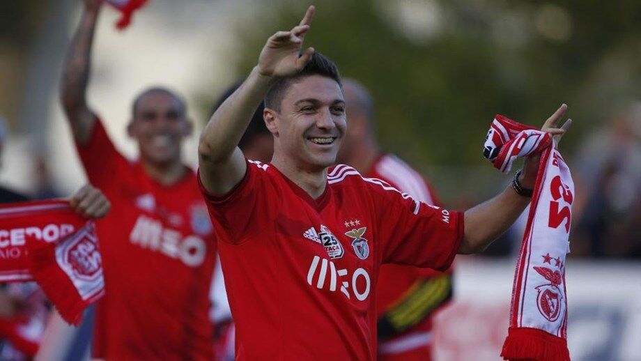 Siqueira festeja pelo Benfica