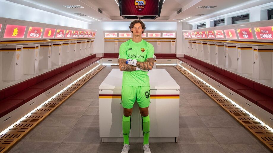 Svilar saiu do Benfica para a Roma em 2022