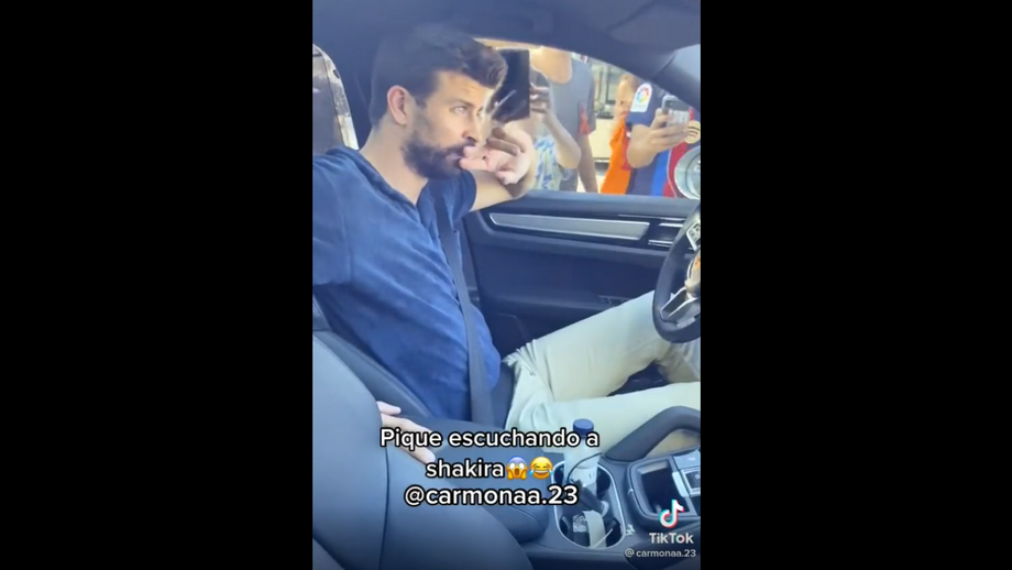 Momentos após sair do Centro de Treinos do Barcelona
