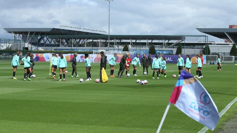 Equipa das quinas já treinou na academia do Manchester City	