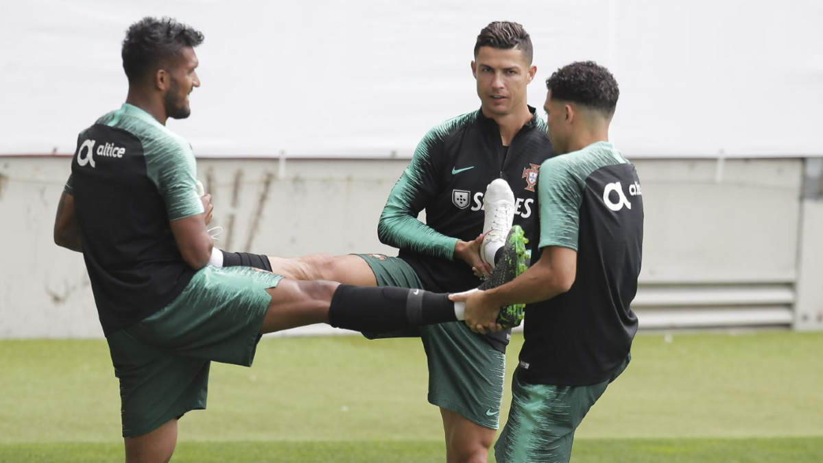 Campeão ao lado de Cristiano Ronaldo, Dyego Sousa ainda sonha com