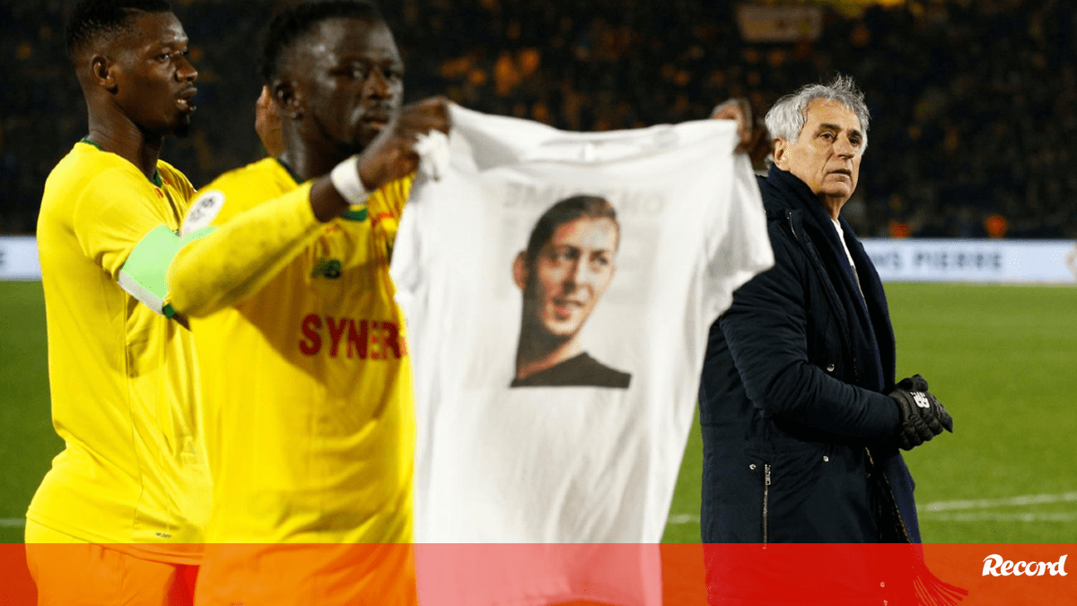 Cardiff paga parte da transferência de Emiliano Sala quatro anos após a  morte do jogador - Inglaterra - Jornal Record