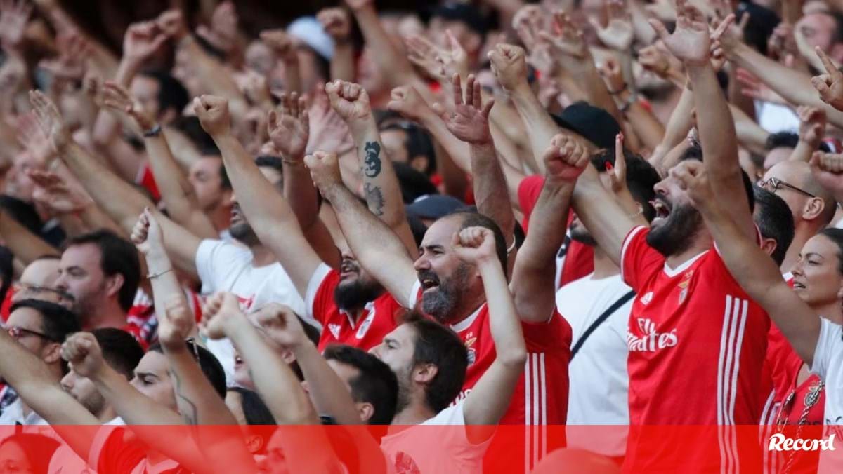 Começam Por B E São Os Clubes Com Mais Sócios No Mundo: Benfica No Top ...