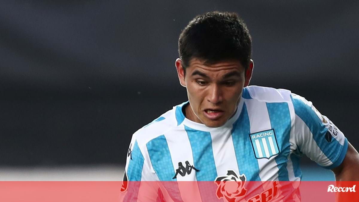 FC Porto interested in Carlos Alcaraz of Racing Club