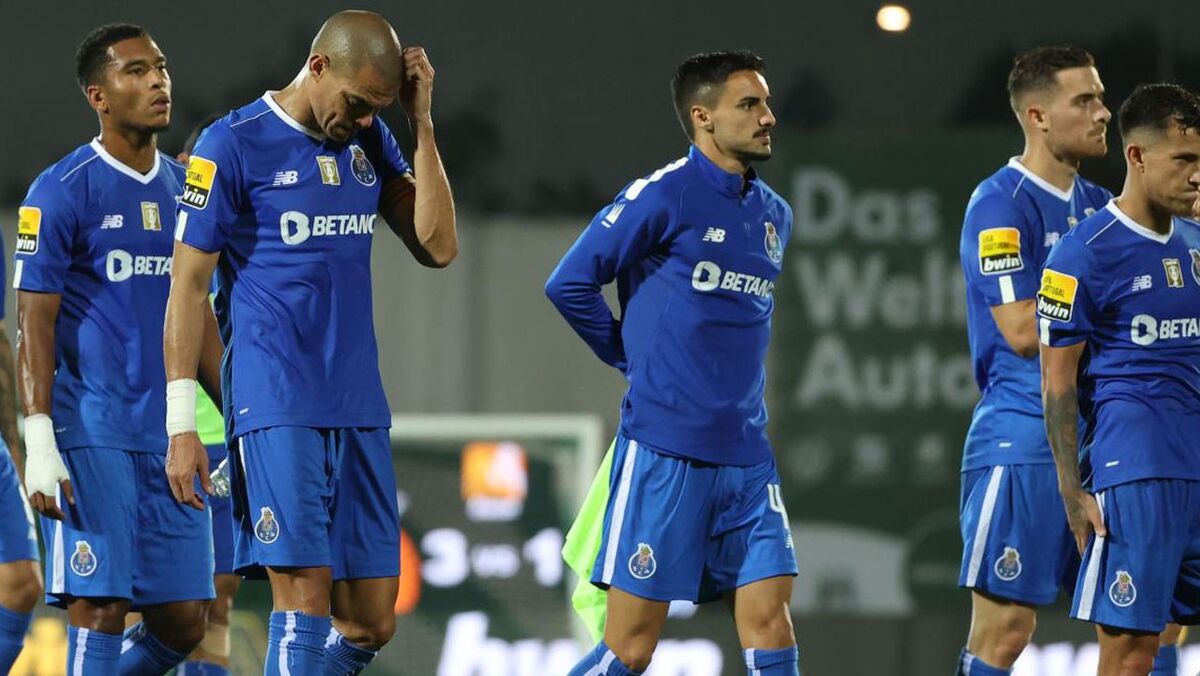 Equipa de lendas do FC Porto bate Athletic Bilbao em jogo para celebrar  aniversário dos bascos - FC Porto - Jornal Record