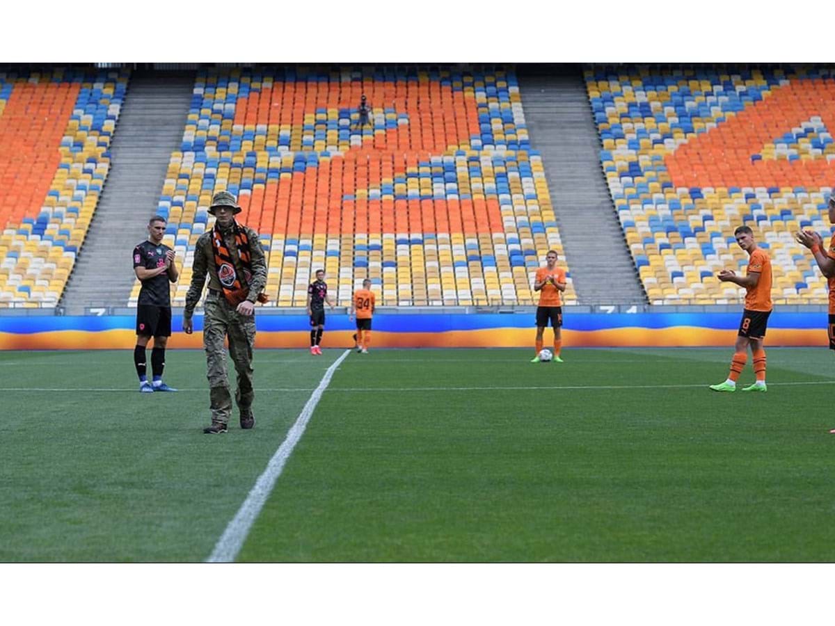 Com guerra ainda sem desfecho, Ucrânia retoma campeonato de