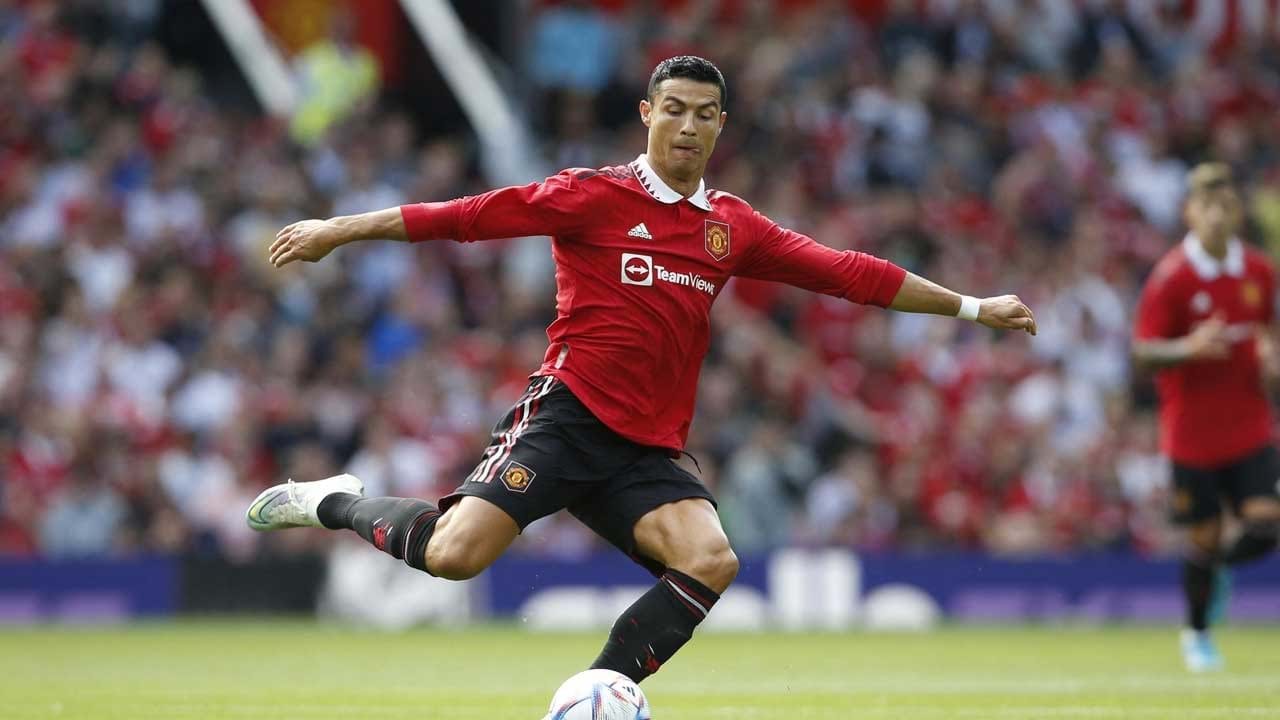 Manchester United conclui contratação de Cristiano Ronaldo