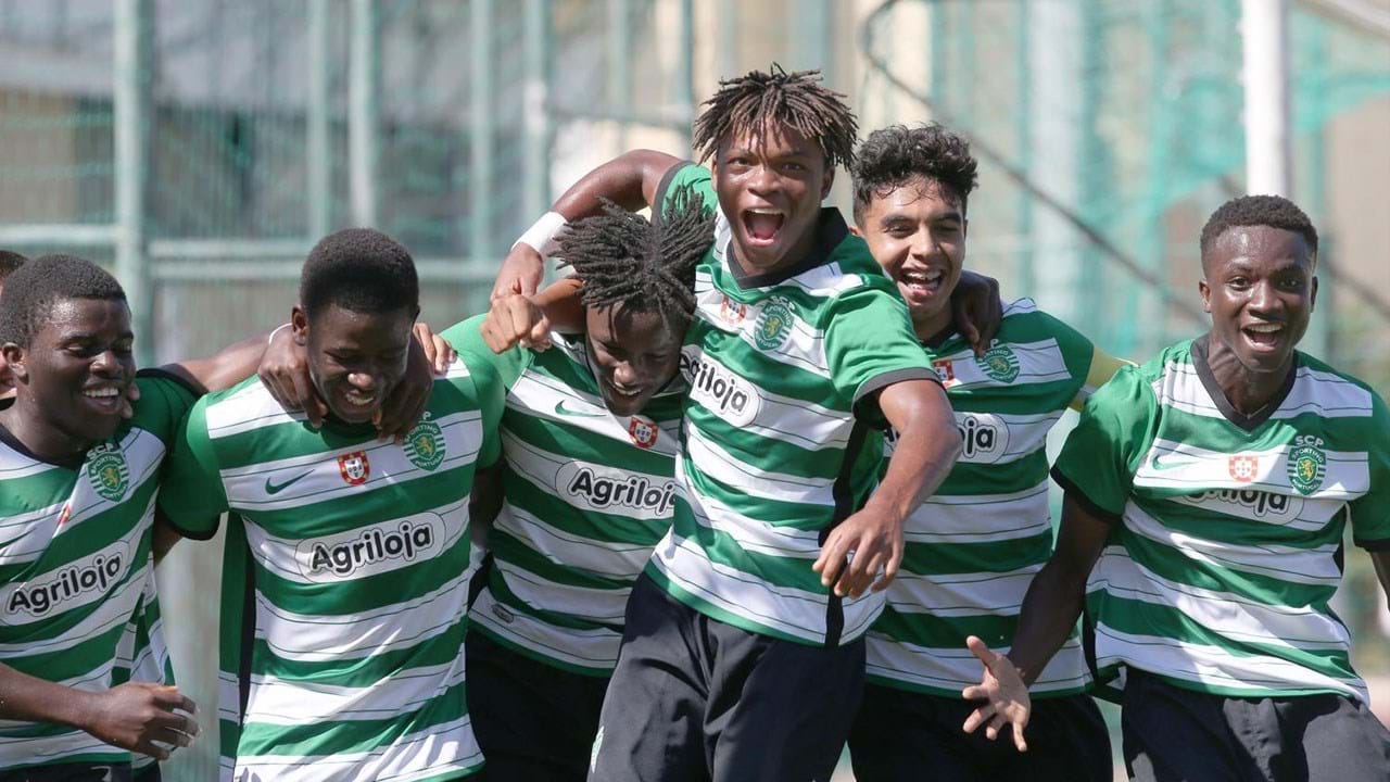 Sporting soma cinco vitórias em 15 jogos em casa com italianos