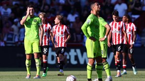 Escândalo na Premier League: Manchester United goleado pelo Brentford