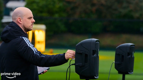 Arteta simulou o inferno de Anfield no treino do Arsenal com recurso a... um sistema de som