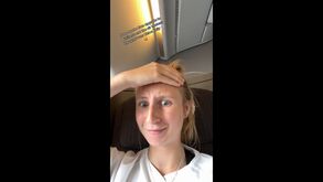 'TikToker' é confundida com estrela do futebol inglês durante voo e recebe convite inesperado