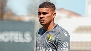 Deco decisivo por Luiz Júnior