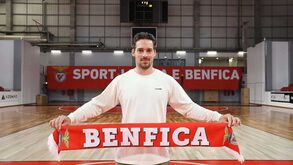 Ole Rahmel renova com Benfica