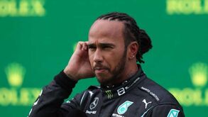 Hamilton lembra infância difícil: «Na escola era disléxico e lutava que nem um demónio»