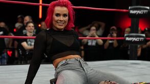 Killer Kelly: como a miúda frágil se tornou heroína