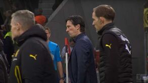 Árbitro do Marselha-Benfica já tirou Schmidt do sério: jogadores do Leverkusen ficaram 10 minutos no balneário