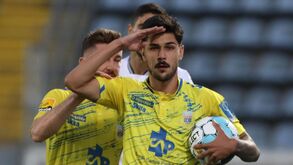 Capitão João Basso prolonga ligação ao Arouca até 2024