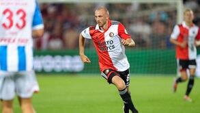 Treinador do Feyenoord confirma saída de Aursnes para o Benfica por 15 milhões