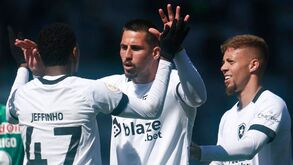 Estreia de sonho para Gabriel no Botafogo: entrou e 3 minutos depois marcou