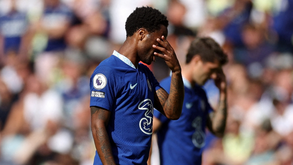 A crónica do Leeds-Chelsea, 3-0:  Blues vivem tarde de pesadelo