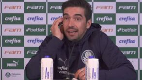 Abel Ferreira responde aos treinadores brasileiros e até recorda episódio entre Conte e Tuchel