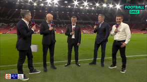 Ten Hag disse palavrão em direto e Gary Neville... 'desmanchou-se' a rir