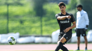 Ida de André Almeida para o Valencia vai render milhões ao V. Guimarães