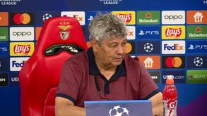 A mensagem forte de Lucescu após o jogo na Luz: «Queremos continuar a viver e a jogar futebol»