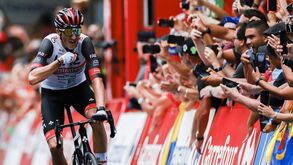 Marc Soler quebra jejum espanhol e Rudy Molard é o novo líder da Vuelta