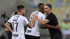 Taça do Brasil: Corinthians de Vítor Pereira empata com Fluminense na 1.ª mão das 'meias'