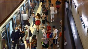 Governo anuncia fim da obrigatoriedade das máscaras nos transportes públicos