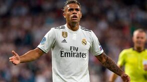 Craque que nasce torto... Mariano nunca se impôs no Real Madrid e está de saída