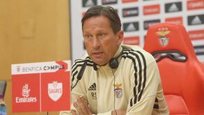 Schmidt: «Benfica melhor equipa em Portugal? Logo veremos no final da época...»