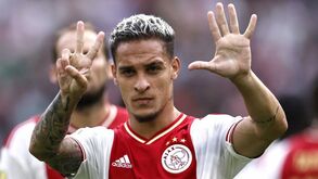 Antony fartou-se após nova nega do Ajax: «Só peço que me vendam...»