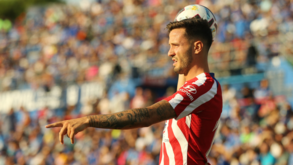 Mourinho quer Saúl Ñíguez para cobrir ausência de Wijnaldum