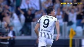 O golaço de Vlahovic diante da Roma: Rui Patrício nem se mexeu...